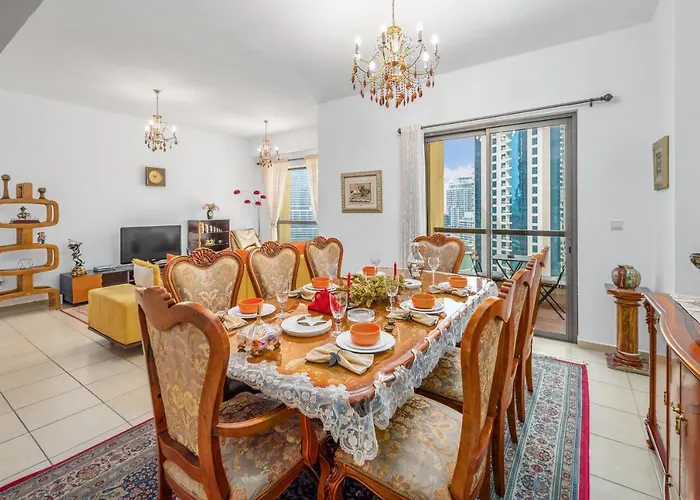 Spacious 4-Bed In Jbr Rimal With Access To Beach!