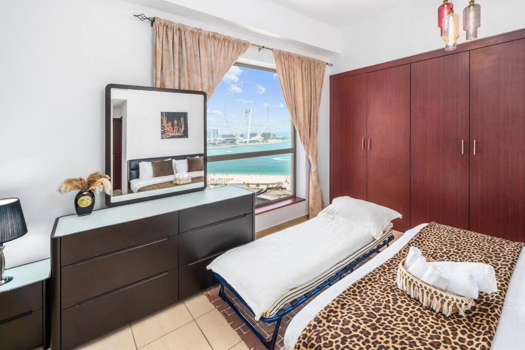 Spacious 4-bed In Jbr Rimal With Access To Beach! * Dubaï